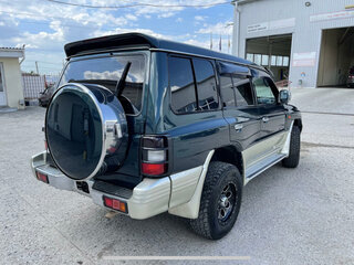 1997 Mitsubishi Pajero II Рестайлинг, зелёный, 900000 рублей, вид 2
