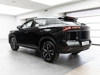 2026 Omoda C5 II, чёрный, 2649000 рублей, вид 4