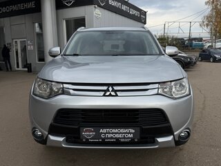 2014 Mitsubishi Outlander III Рестайлинг, серый, 1465000 рублей, вид 2