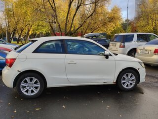 2010 Audi A1 I (8X), белый, 600000 рублей, вид 2