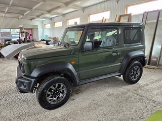 2023 Suzuki Jimny IV, зелёный, 2350000 рублей, вид 3