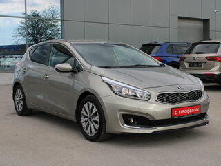 2017 Kia Ceed II Рестайлинг, серебристый, 1369000 рублей, вид 3