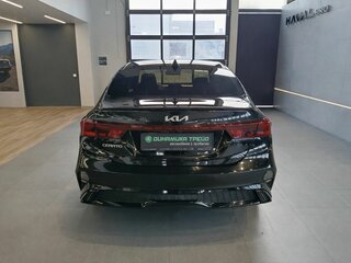 2021 Kia Cerato IV Рестайлинг, чёрный, 1999000 рублей, вид 5