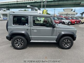 2023 Suzuki Jimny Sierra IV, серый, 2390002 рублей, вид 4