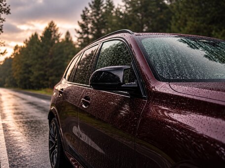 2021 BMW X5 M Competition III (F95), фиолетовый, 11490000 рублей, вид 3