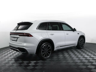 2026 Geely Monjaro (Xingyue L) I Рестайлинг 2 (China Market), белый, 4189000 рублей, вид 5