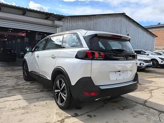 2025 Peugeot 5008 II Рестайлинг, белый, 3080000 рублей, вид 5