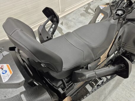2024 BRP Lynx Commander 900, чёрный, 1800000 рублей, вид 5