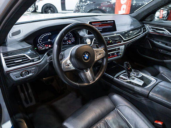 2021 BMW 7 серии 730d xDrive VI (G11/G12) Рестайлинг, белый, 5879700 рублей - вид 14