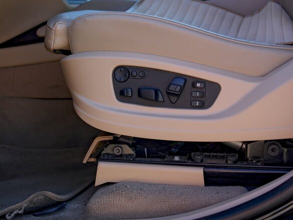 2012 BMW X6 50i I (E71) Рестайлинг, чёрный, 3100000 рублей - вид 10