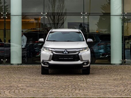 2017 Mitsubishi Pajero Sport III, белый, 2435000 рублей, вид 2