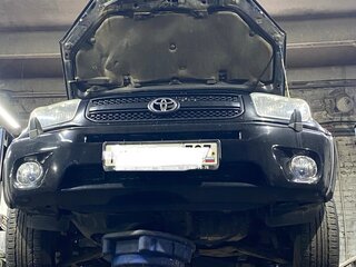 2003 Toyota RAV4 II (XA20) Рестайлинг, чёрный, 1250000 рублей, вид 3