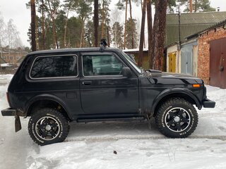 2017 Lada (ВАЗ) 2121 (4x4) I Рестайлинг, чёрный, 850000 рублей, вид 4
