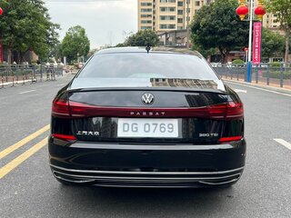 2022 Volkswagen Passat B8 Рестайлинг, чёрный, 1737000 рублей, вид 5