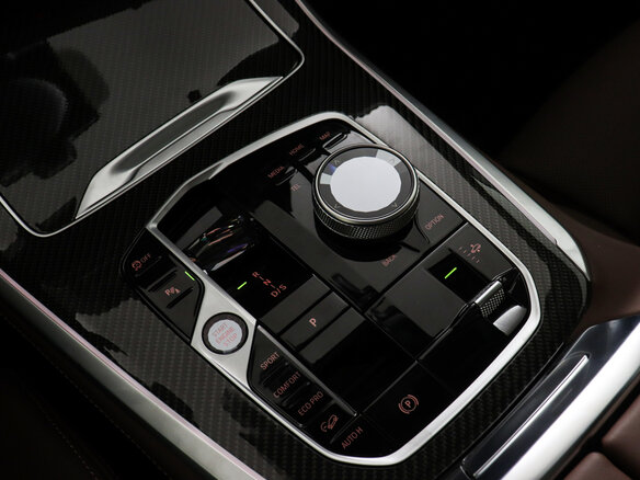 2026 BMW X5 M60i IV (G05/G18) Рестайлинг, серый, 20250000 рублей - вид 15