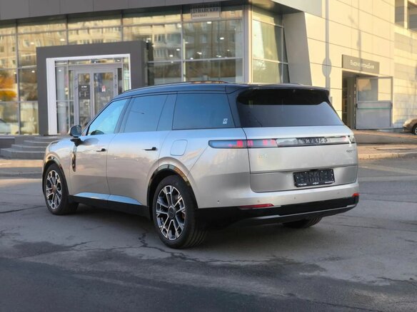 2026 Lynk & Co 900, серый, 7800000 рублей - вид 1