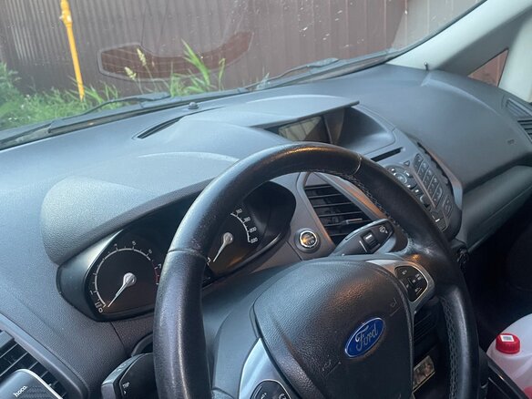 2014 Ford EcoSport II, чёрный, 1000000 рублей - вид 4