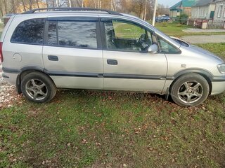 2003 Opel Zafira A Рестайлинг, серебристый, 300000 рублей, вид 4