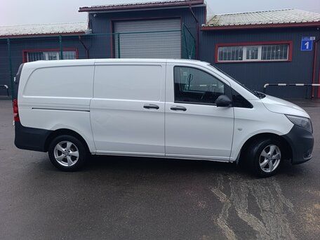 2015 Mercedes-Benz Vito, белый, 1690000 рублей, вид 4
