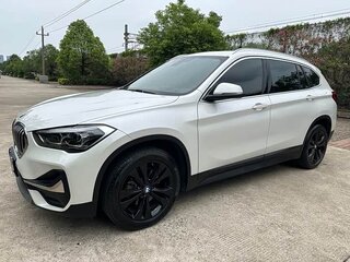 2022 BMW X1 Long 20Li sDrive II (F48) Рестайлинг, белый, 1800999 рублей, вид 2