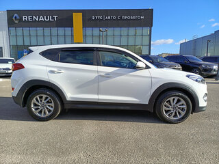 2016 Hyundai Tucson III, белый, 2050000 рублей, вид 4
