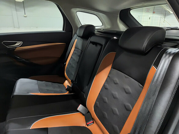 2024 Lada (ВАЗ) Vesta SW Cross I Рестайлинг (NG), коричневый, 1515000 рублей - вид 11