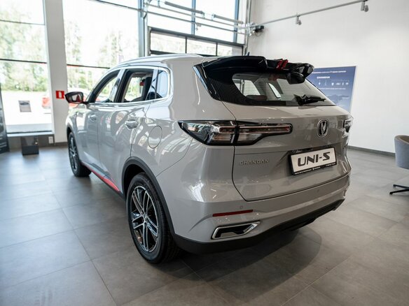 2025 Changan UNI-S I, серый, 3179900 рублей - вид 6