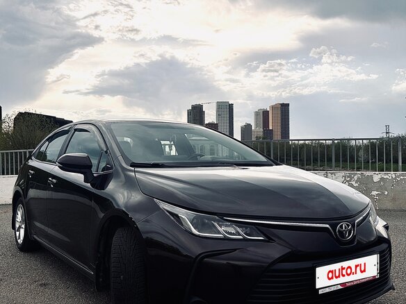 2019 Toyota Corolla XII (E210), коричневый, 1900000 рублей
