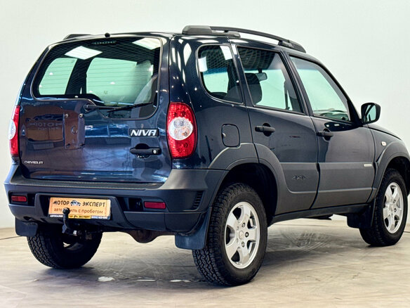 2016 Chevrolet Niva I Рестайлинг, чёрный - вид 3