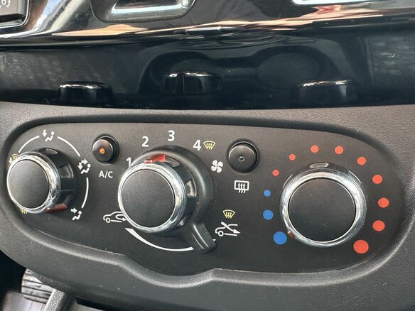 2019 Renault Duster I Рестайлинг, серебристый, 1199000 рублей - вид 11