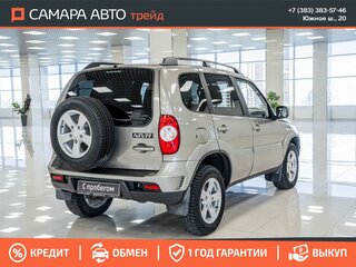 2016 Chevrolet Niva I Рестайлинг, бежевый, 573000 рублей, вид 2