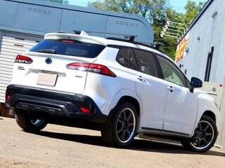 2023 Toyota Corolla Cross I, белый, 2210000 рублей, вид 3