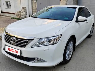 2014 Toyota Camry VII (XV50), белый, 2430000 рублей, вид 2