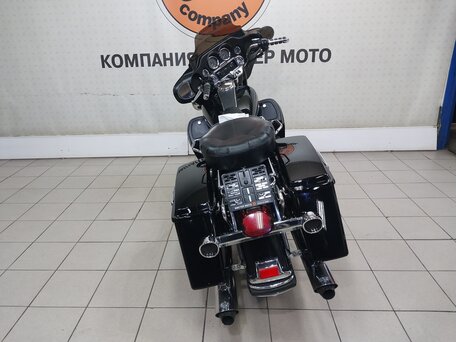 2004 Harley-Davidson Electra Glide, чёрный, 725000 рублей, вид 4