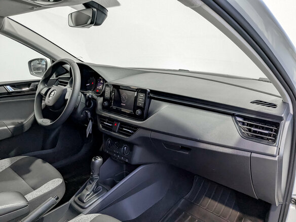 2021 Skoda Rapid II, белый, 1525000 рублей - вид 8