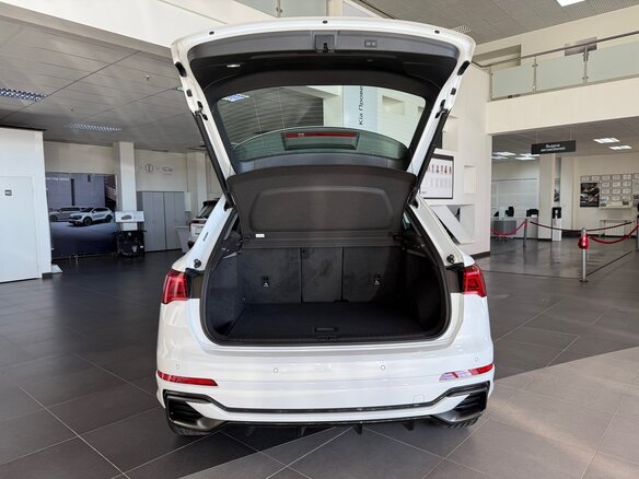 2026 Audi Q3 35 TFSI II (F3), белый, 4050000 рублей - вид 8