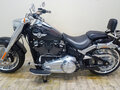 2019 Harley-Davidson Fat Boy, чёрный, 1610000 рублей - вид 2