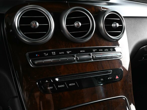2017 Mercedes-Benz GLC 250 I (X253), серебристый, 2789000 рублей - вид 13