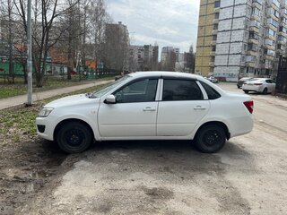 2015 Lada (ВАЗ) Granta I, белый, 550000 рублей, вид 2