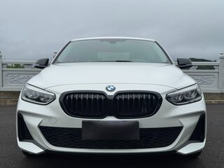 2022 BMW 1 серии 120i III (F52) Рестайлинг, белый, 1855234 рублей, вид 2
