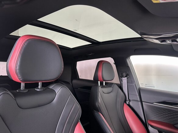 2024 Geely Coolray I Рестайлинг, серый, 2190000 рублей - вид 17