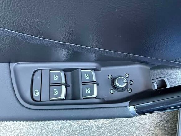 2022 Audi Q2 L 35 TFSI I Рестайлинг, серый, 2100000 рублей - вид 8