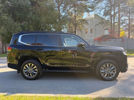 2024 Toyota Land Cruiser 300 Series, чёрный, 14150000 рублей, вид 5