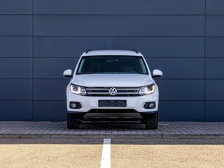 2012 Volkswagen Tiguan I Рестайлинг, белый, 1195000 рублей, вид 2