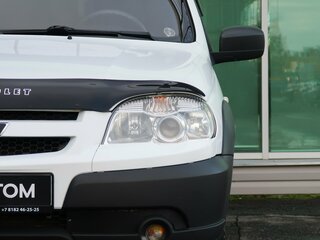 2019 Chevrolet Niva I Рестайлинг, белый, 779000 рублей, вид 4