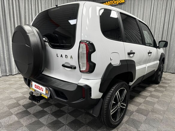 2024 Lada (ВАЗ) Niva Travel I, белый, 1076000 рублей - вид 13