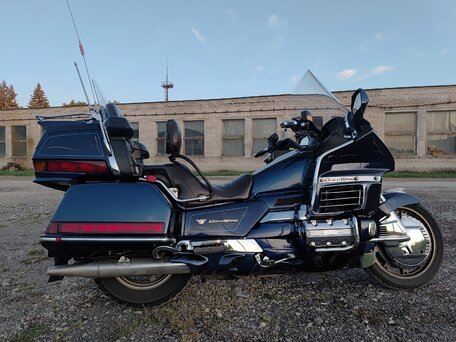 1999 Honda GL 1500 Gold Wing, синий, 700000 рублей, вид 3