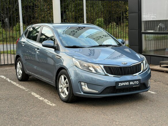 2014 Kia Rio 5-speed III, голубой