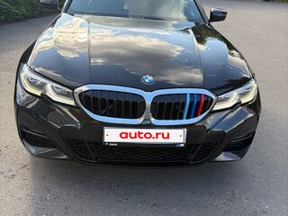 2021 BMW 3 серии 320i xDrive VII (G2x), чёрный, 3240000 рублей, вид 3