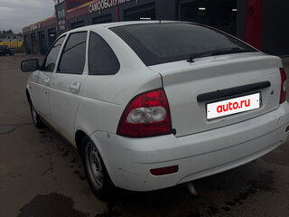 2010 Lada (ВАЗ) Priora I, белый, 235000 рублей, вид 5